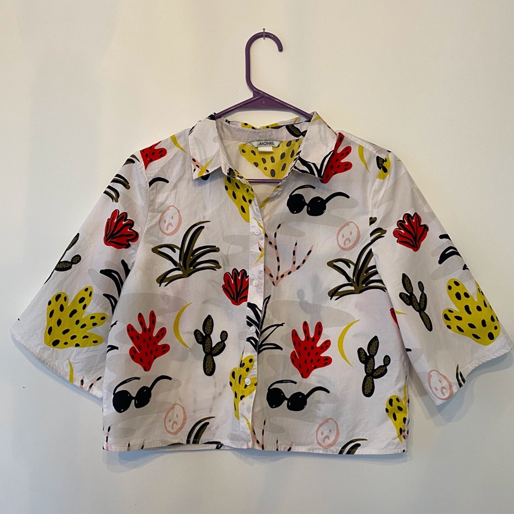 Monki Printed Button Down Patterned Top - XS